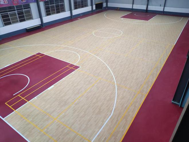 篮球场地胶重新定义球场空间(图1)